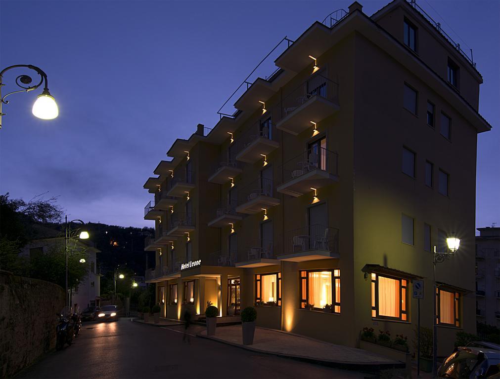 Hotel Leone Sorrento Exterior photo